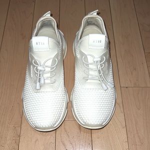 Steve Madden Milo White Sneakers